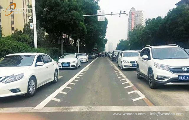 jagged lane (1) Lane dentelé (1)