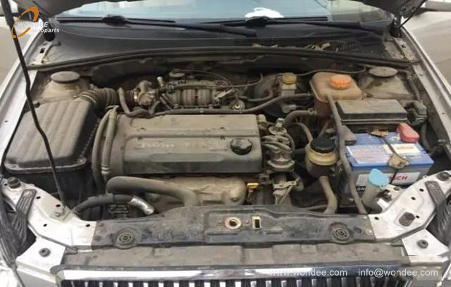 Engine oil (2) Huile moteur (2)