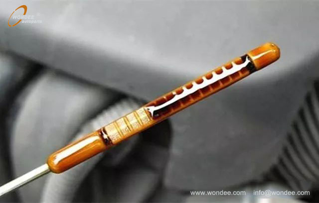 Engine oil (3) Huile moteur (3)