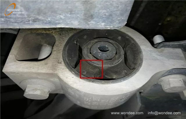 Auto chassis divergent (2) Châssis automatique divergent (2)