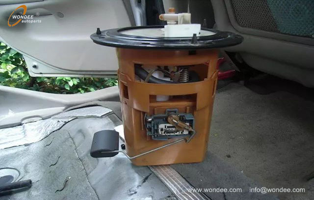 Filtre à carburant (4)