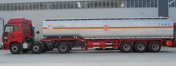 Semi-remorque de réservoir de carburant Wondee à 3 points de la Chine
