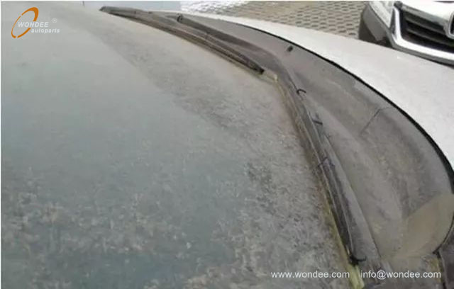 wiper blade (3) Blade d'essuie-glace (3)