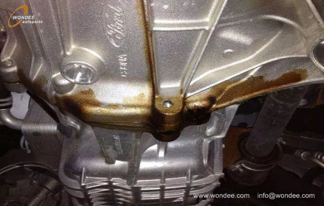 Le moteur fuit l'huile (3)
