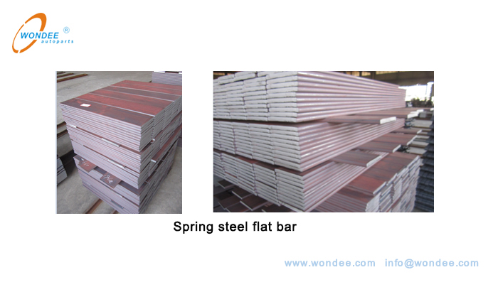 Pile de barres de feuilles semi-finies