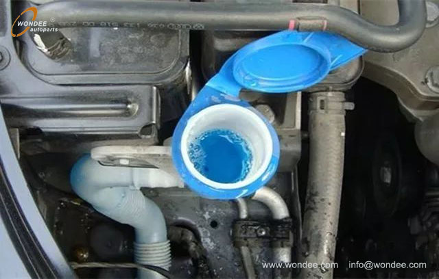 eau de verre de voiture (2)